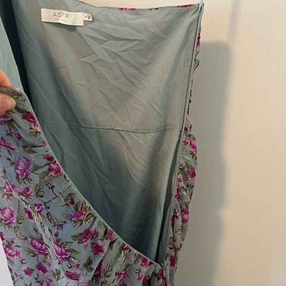 REVOLVE ASTR Floral One Shoulder Ruffle Midi Dress - Picture 5 of 11